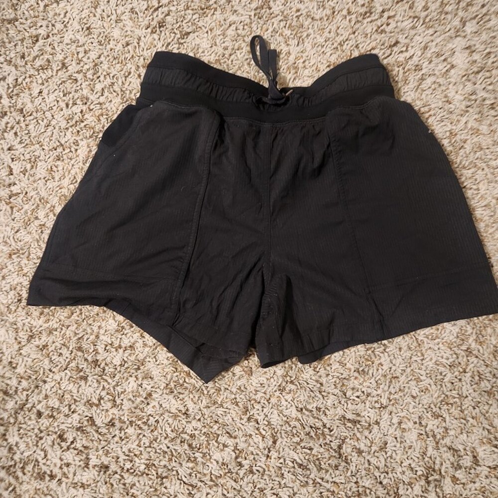 Lululemon Black Shorts Size 4